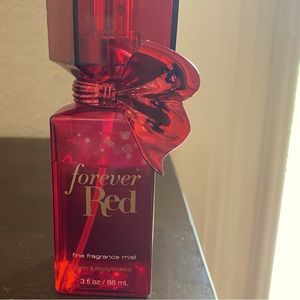 Forever Red Fine Fragrance Mist in decorative bow bottle
